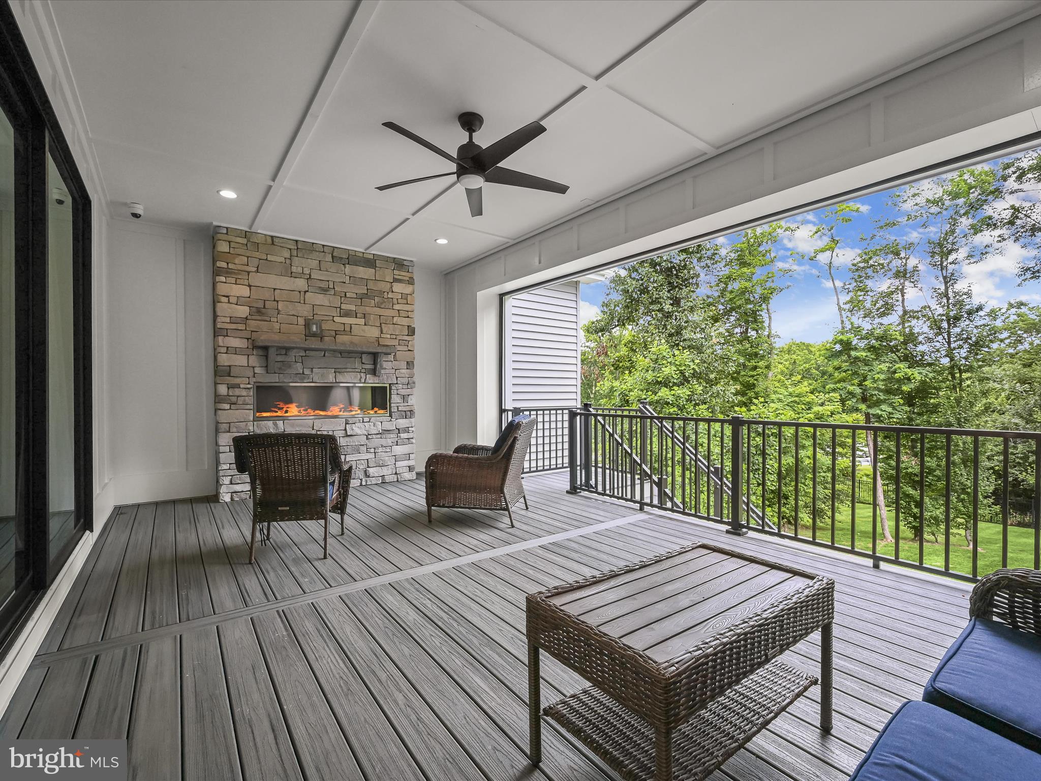 WILLOWCREEK - Residential