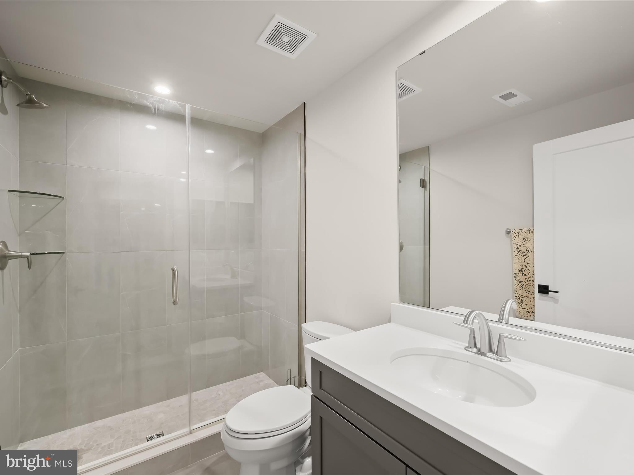 WILLOWCREEK - Residential