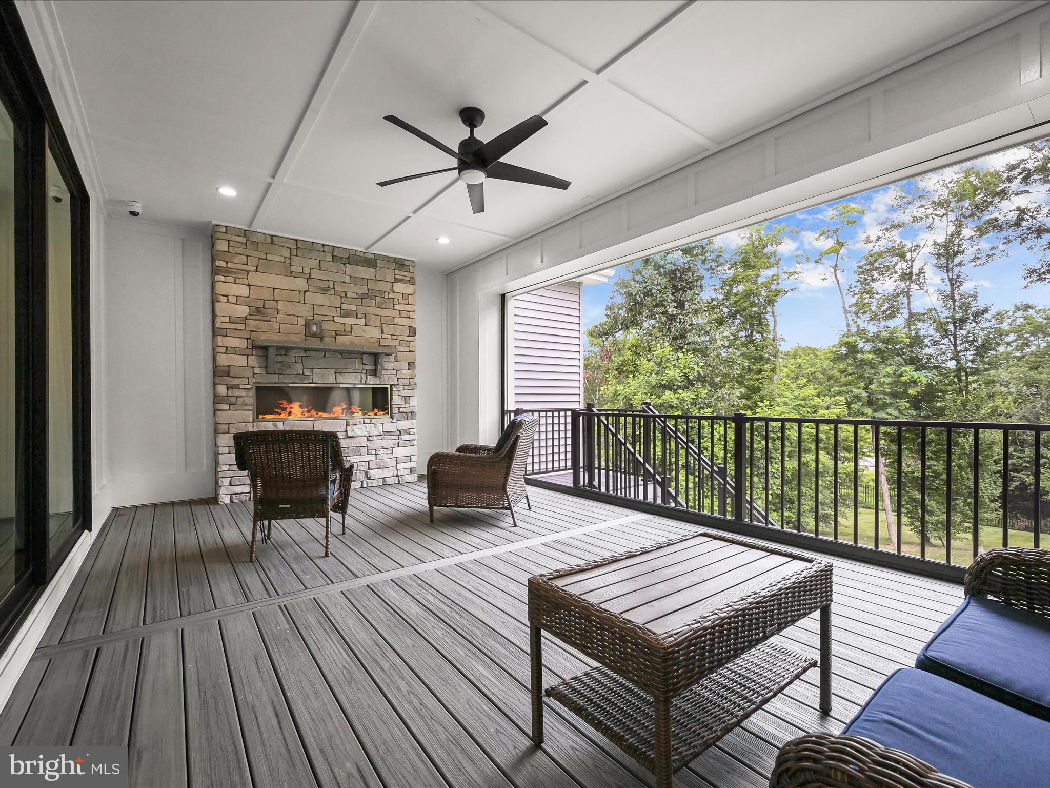 WILLOWCREEK - Residential