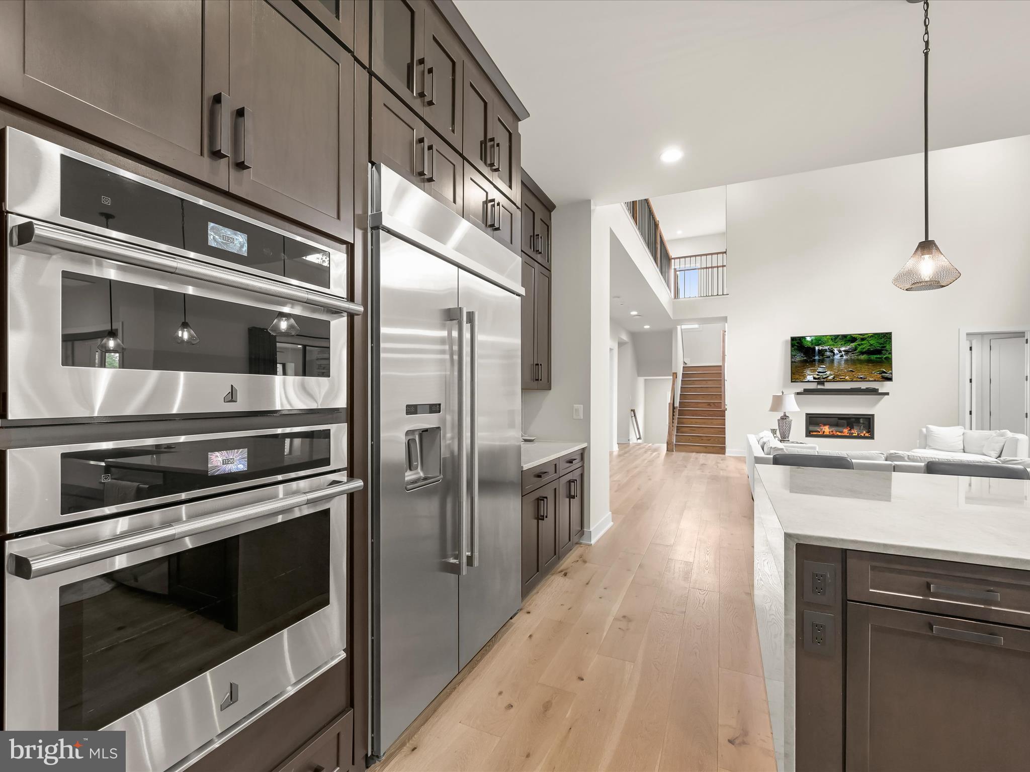 WILLOWCREEK - Residential