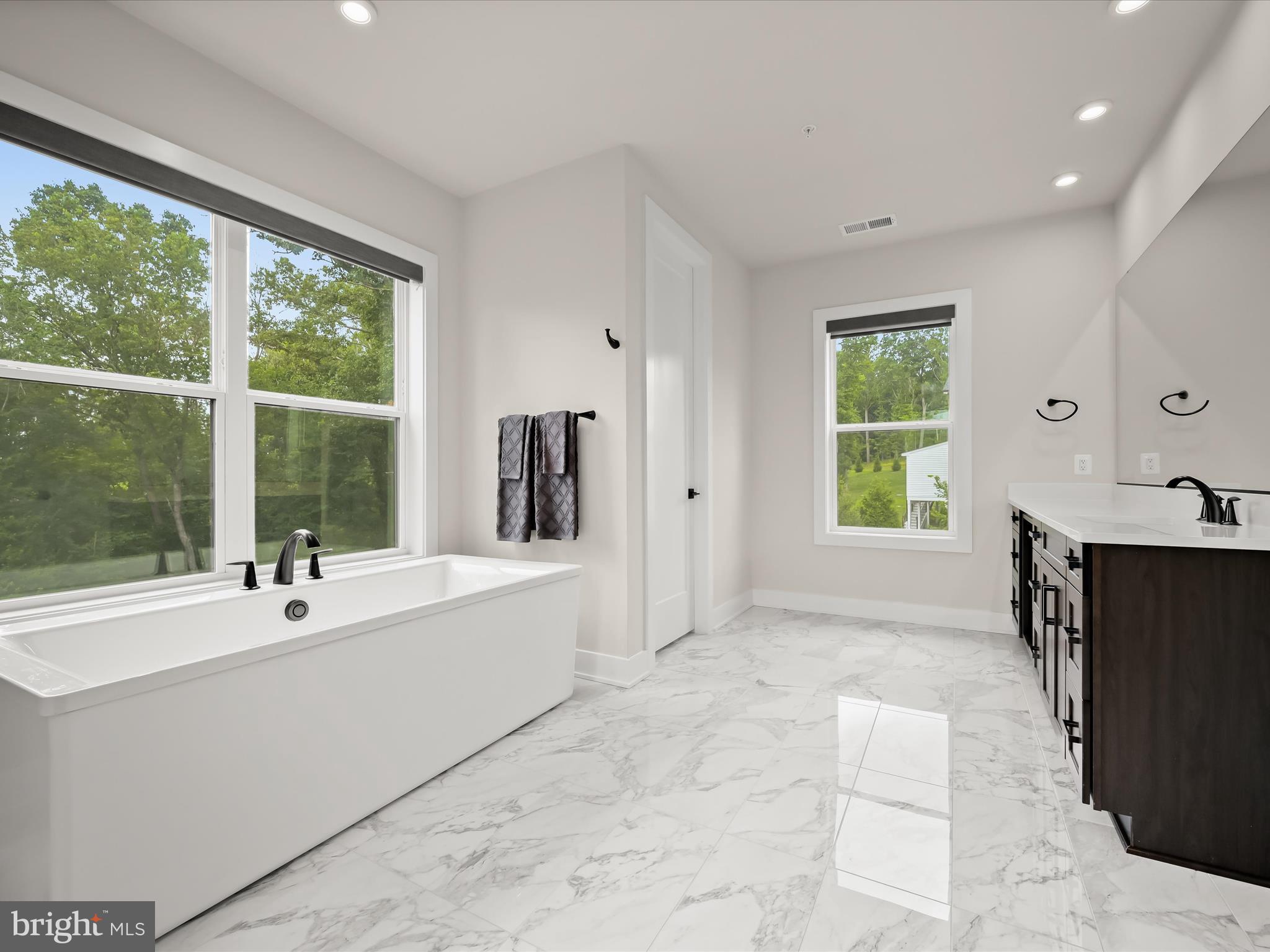 WILLOWCREEK - Residential