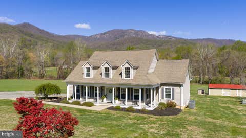 Homes For Sale - 3063 Etlan Road Rd<br/> ETLAN, VA 22719