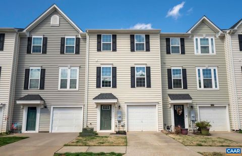 2052 ELM TREE CT CHARLOTTESVILLE VA 22911