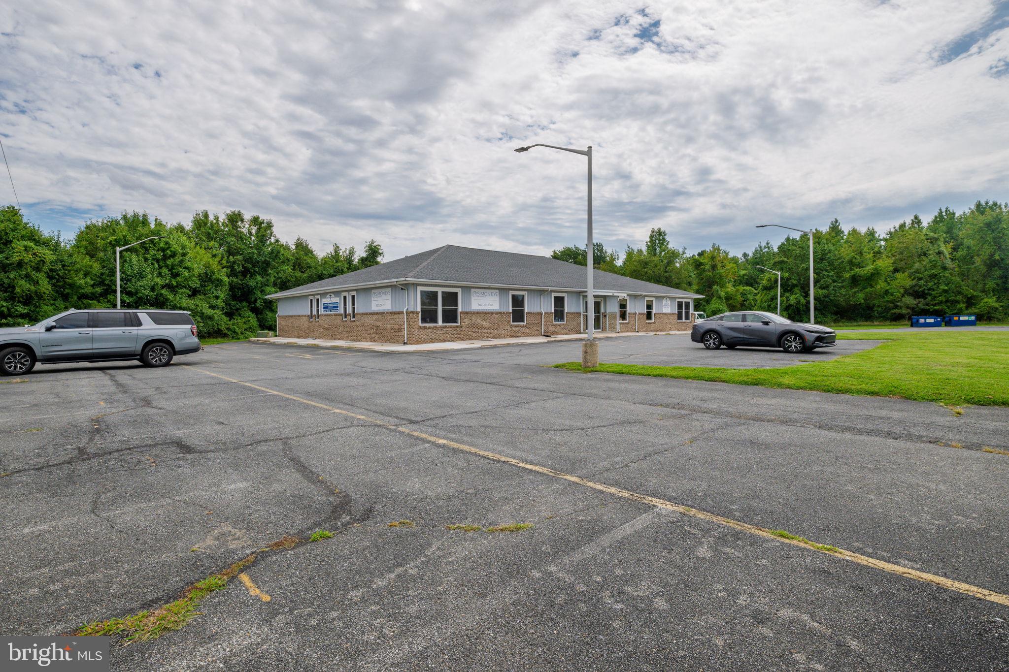 800 AIRPORT ROAD