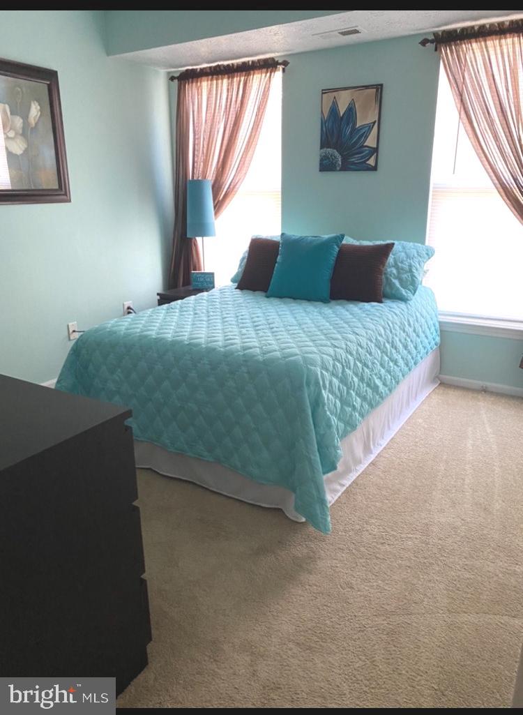 WOODBRIDGE CENTER - Residential