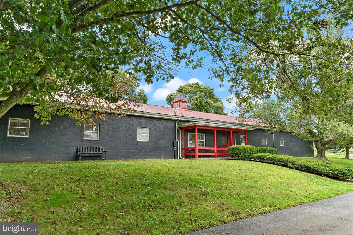 ANDREWS BRIDGE - Residential