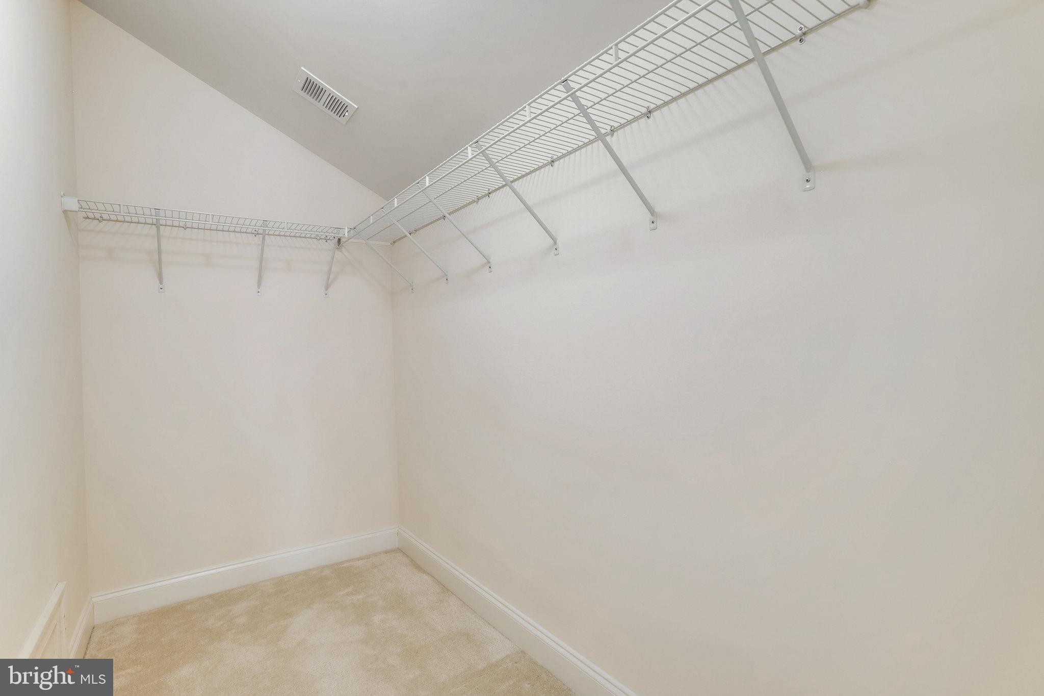 LEAMAN FARM - Residential