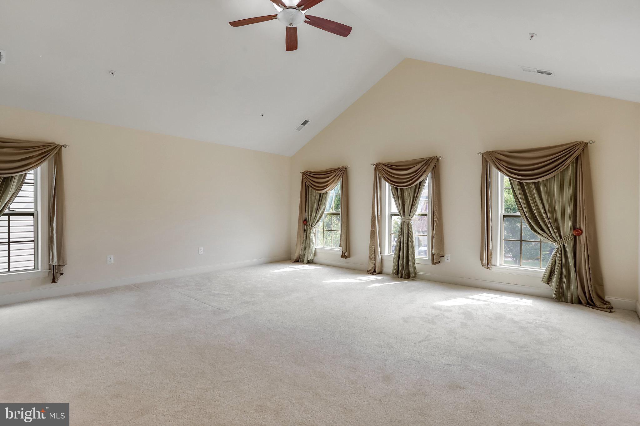 LEAMAN FARM - Residential