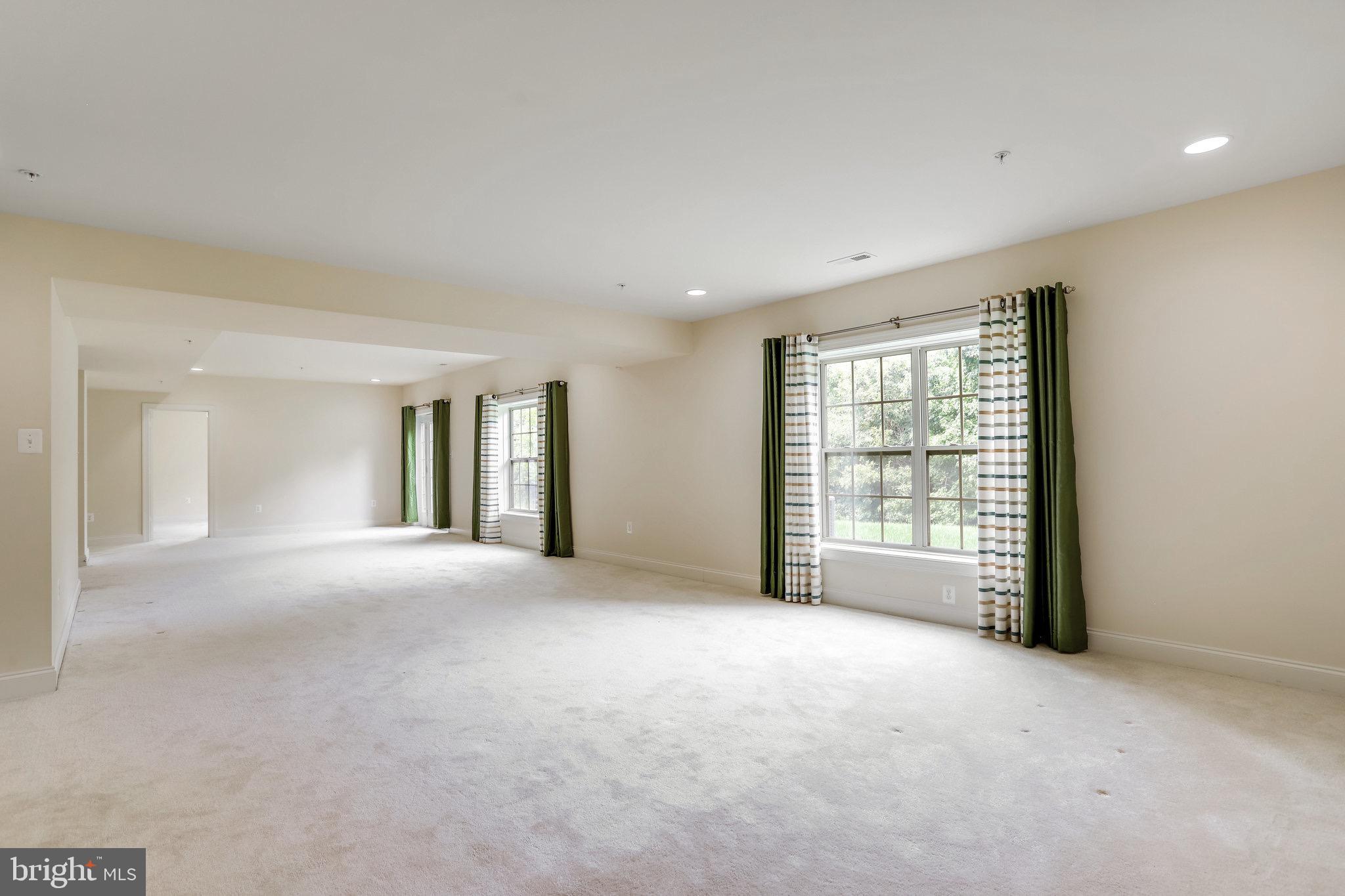 LEAMAN FARM - Residential