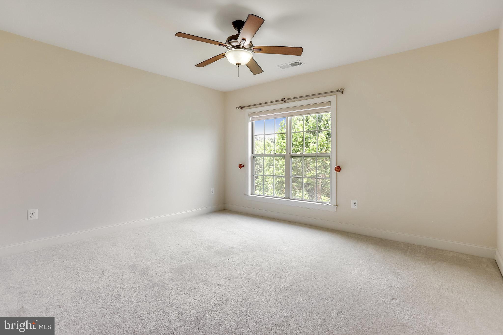 LEAMAN FARM - Residential