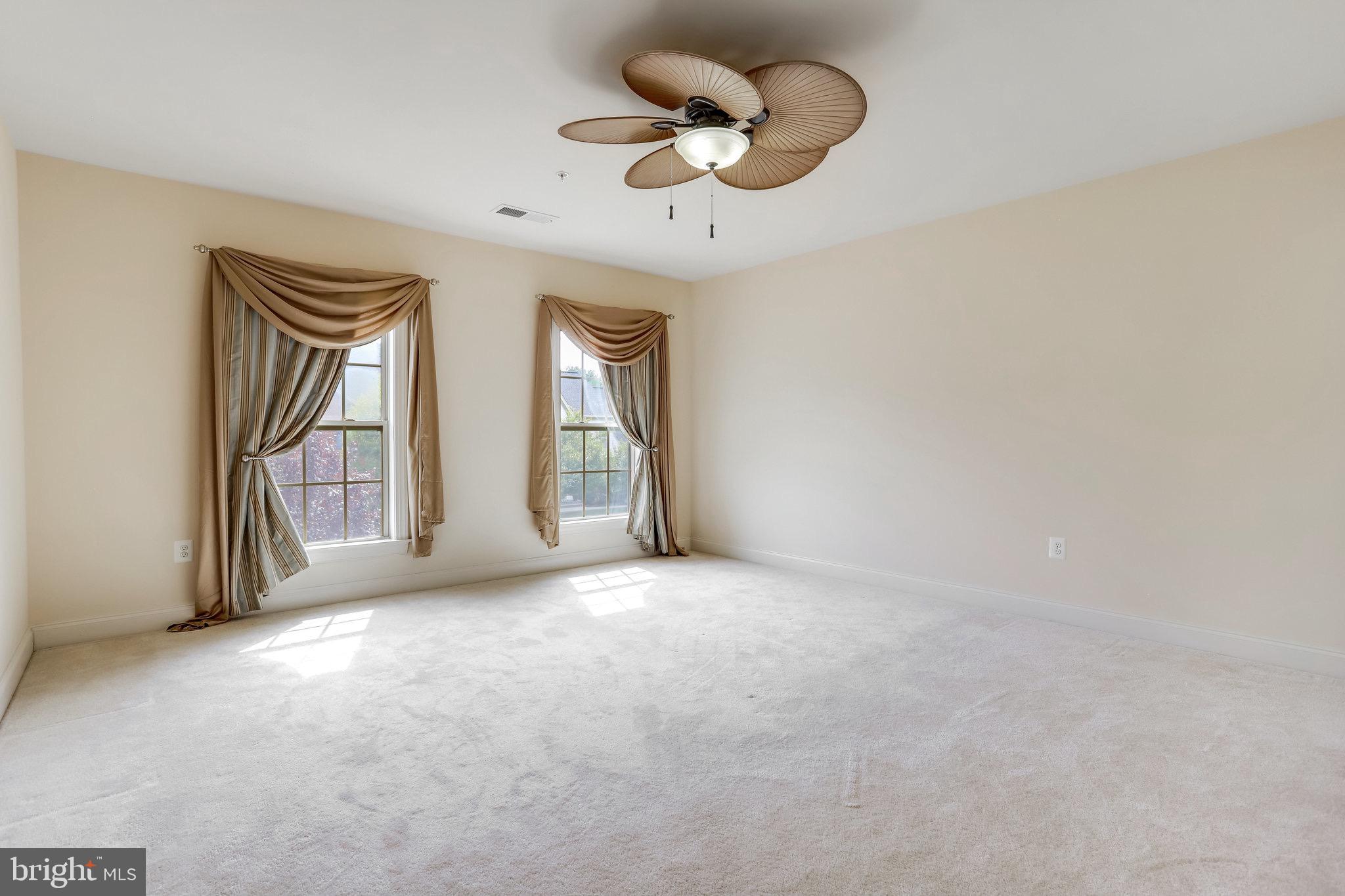 LEAMAN FARM - Residential