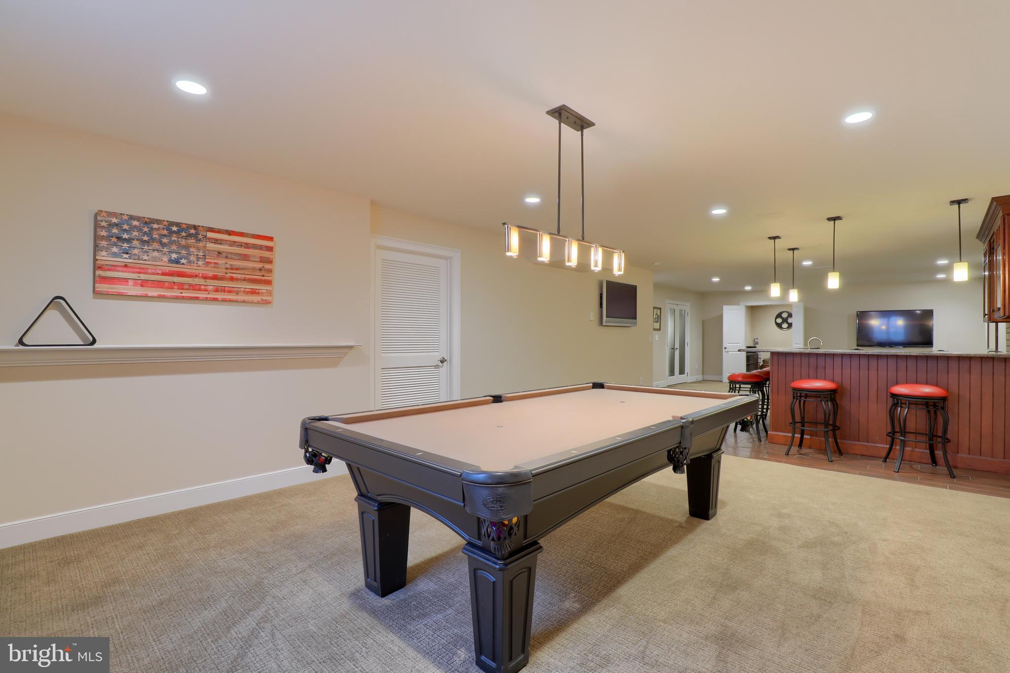 FARM ON QUARRY ROAD - Residential