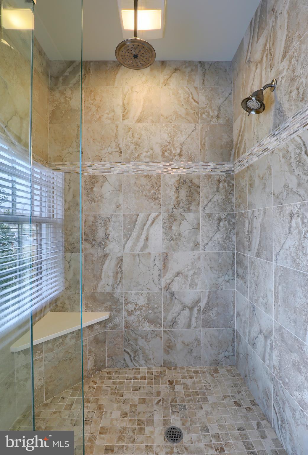 FARM ON QUARRY ROAD - Residential