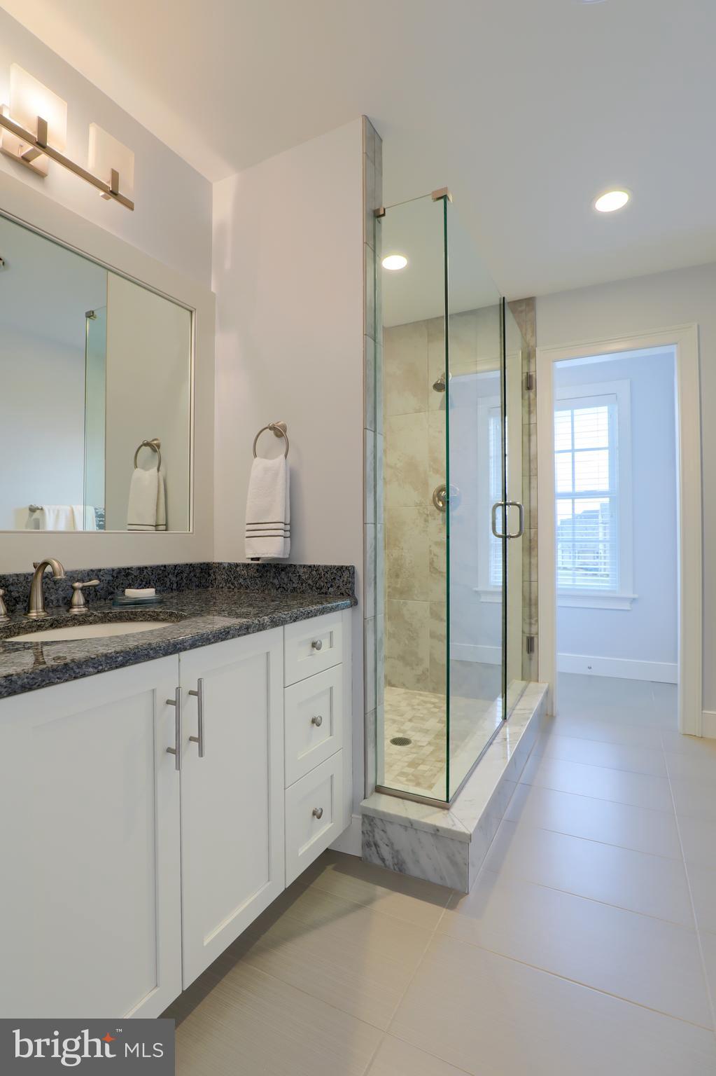 FARM ON QUARRY ROAD - Residential