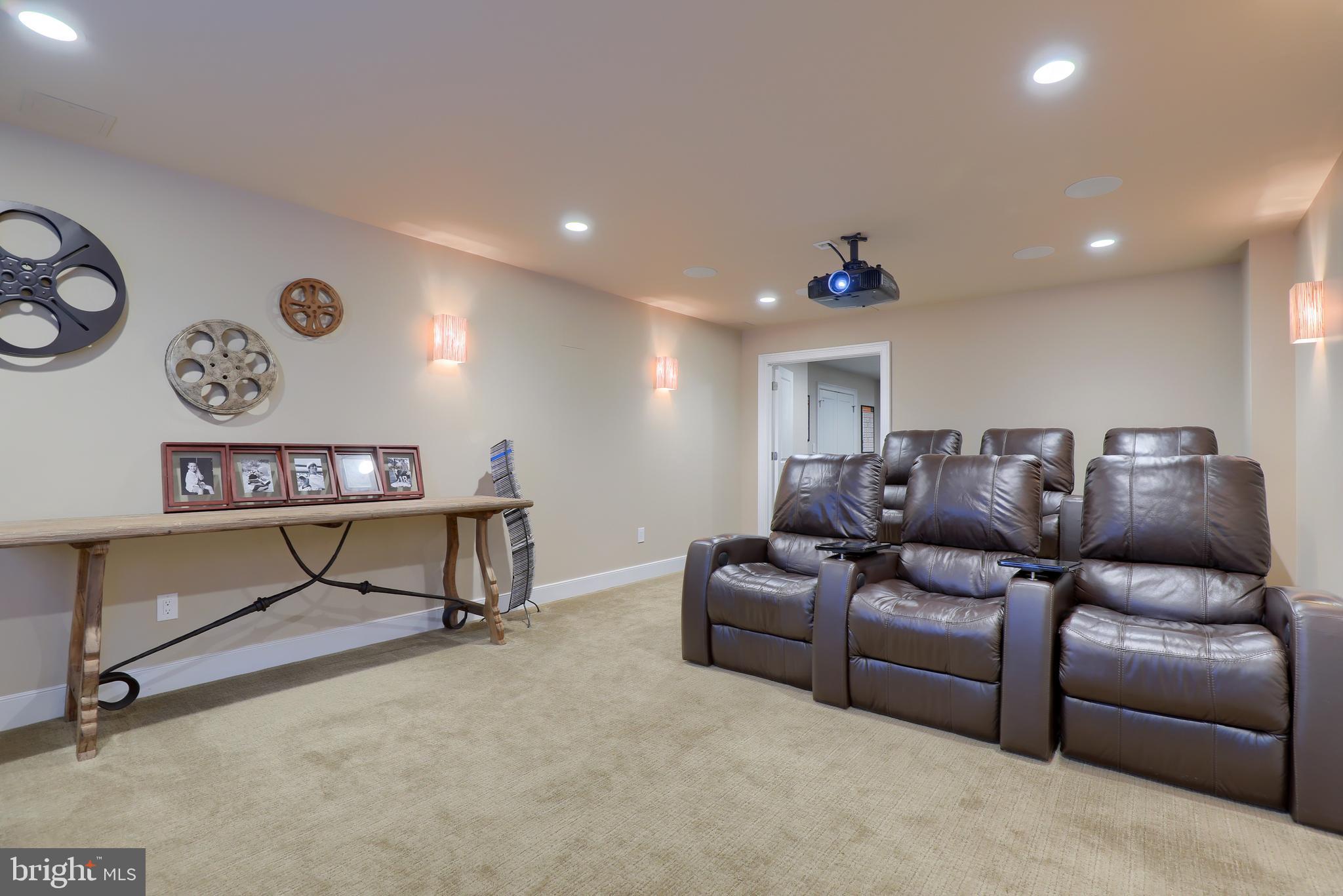 FARM ON QUARRY ROAD - Residential