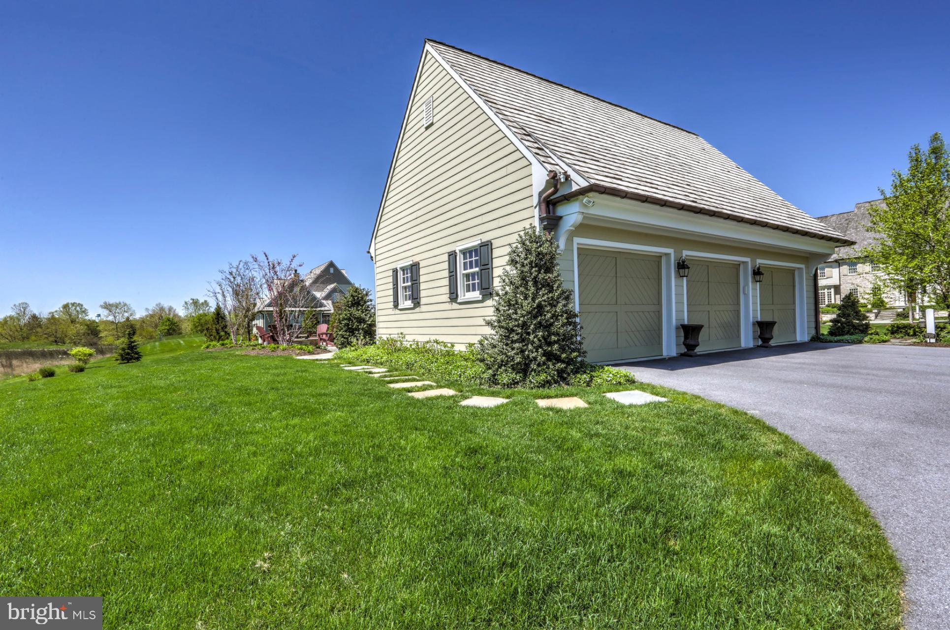 FARM ON QUARRY ROAD - Residential