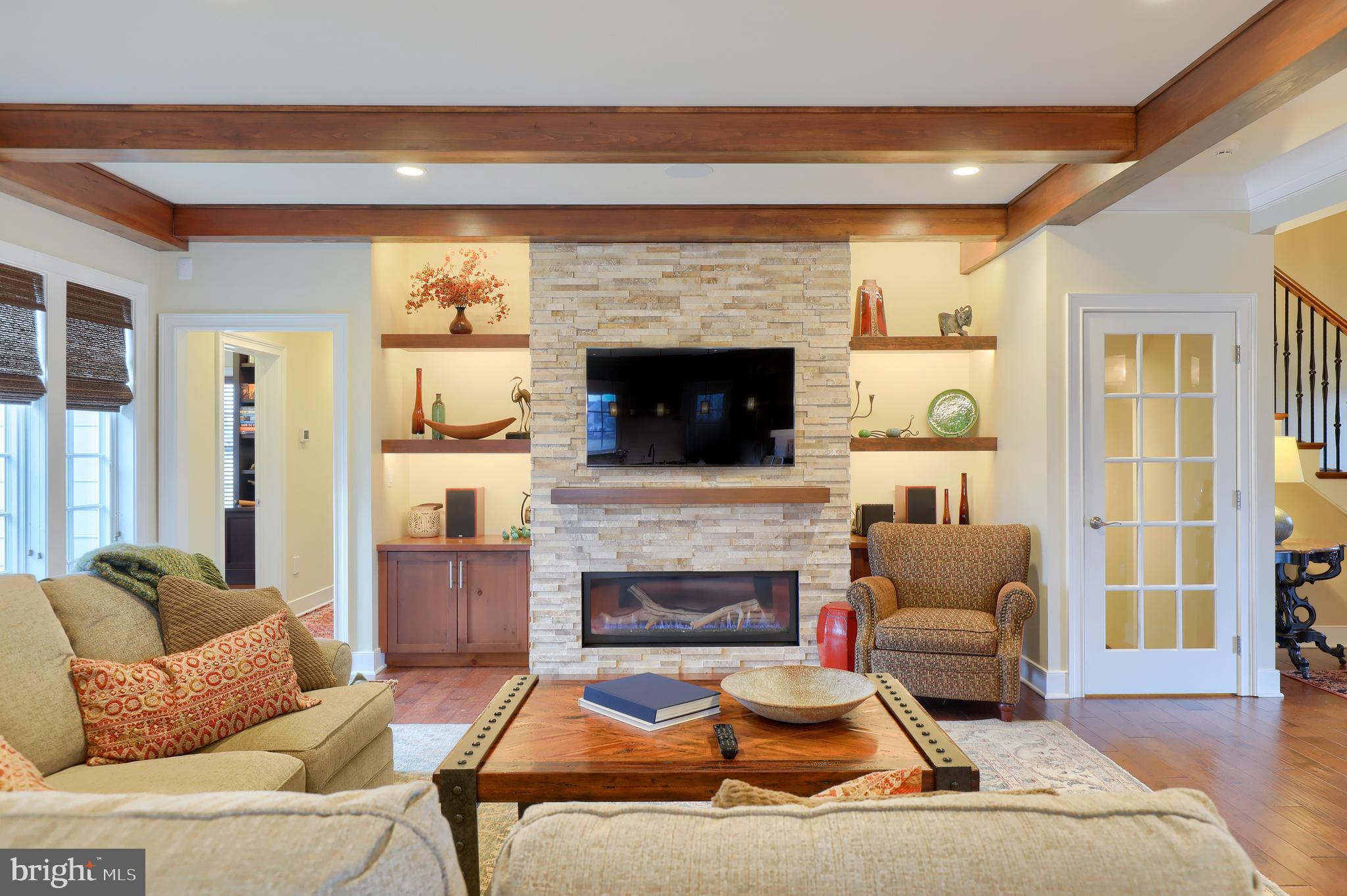 FARM ON QUARRY ROAD - Residential