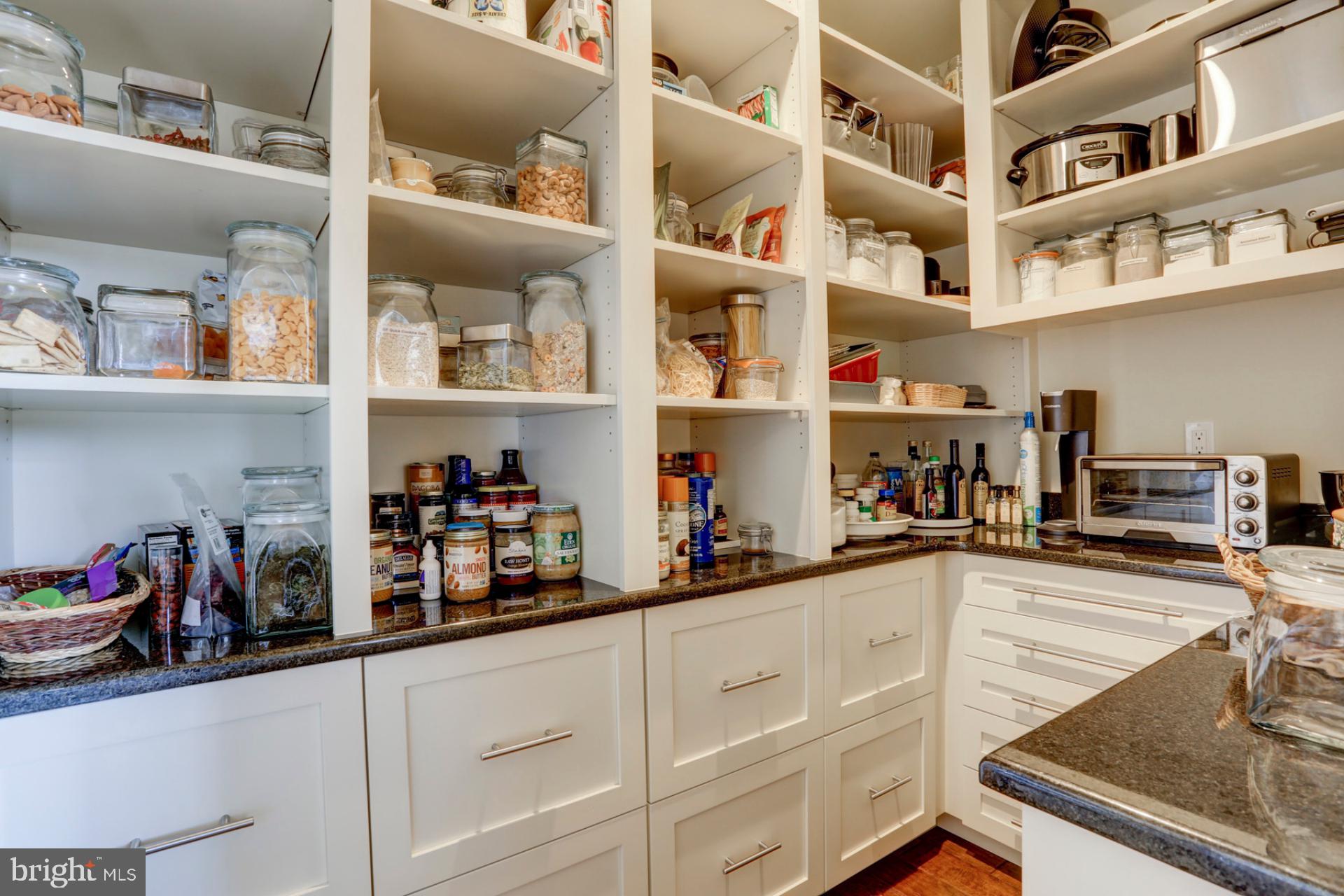 FARM ON QUARRY ROAD - Residential