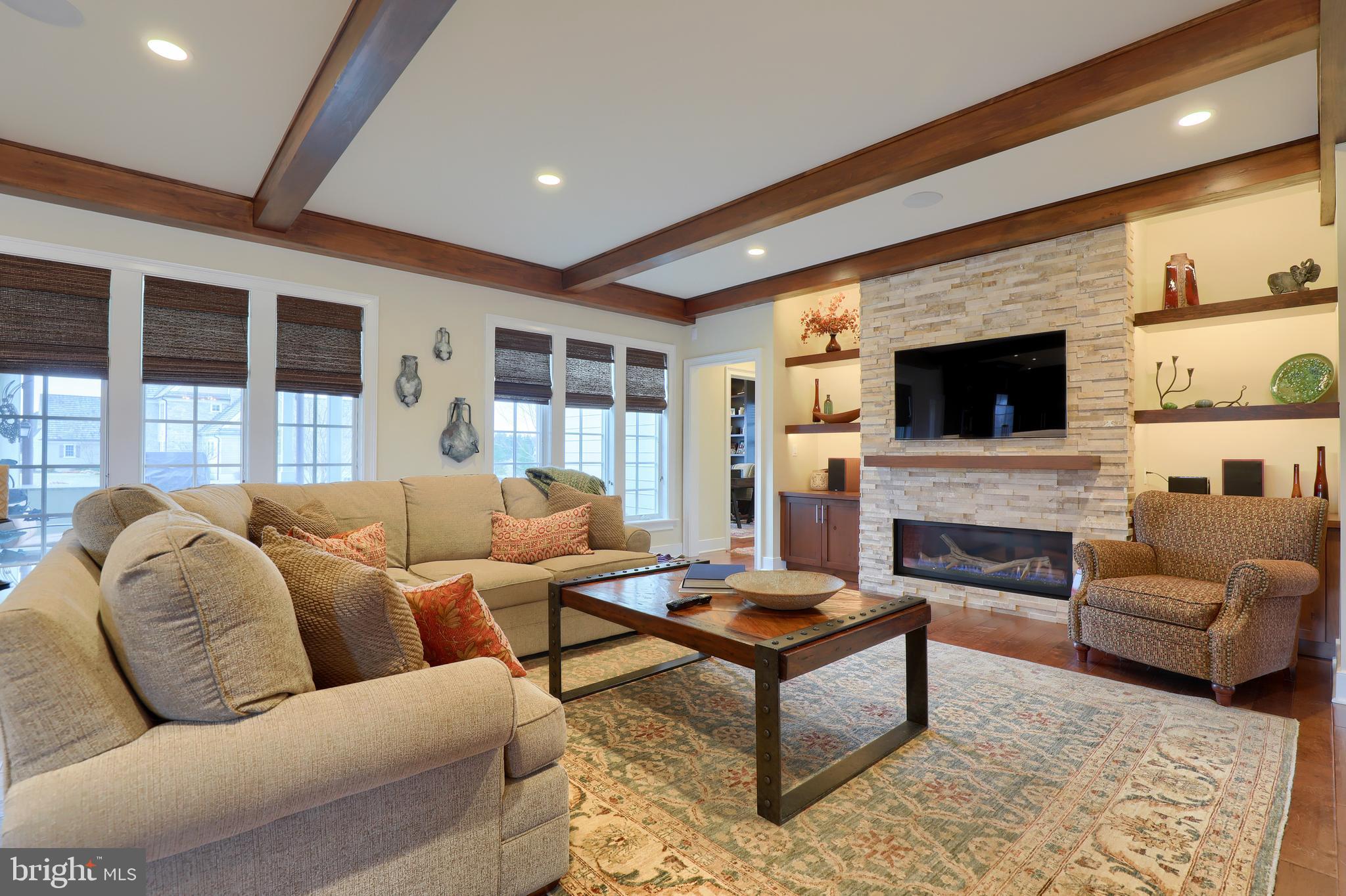 FARM ON QUARRY ROAD - Residential