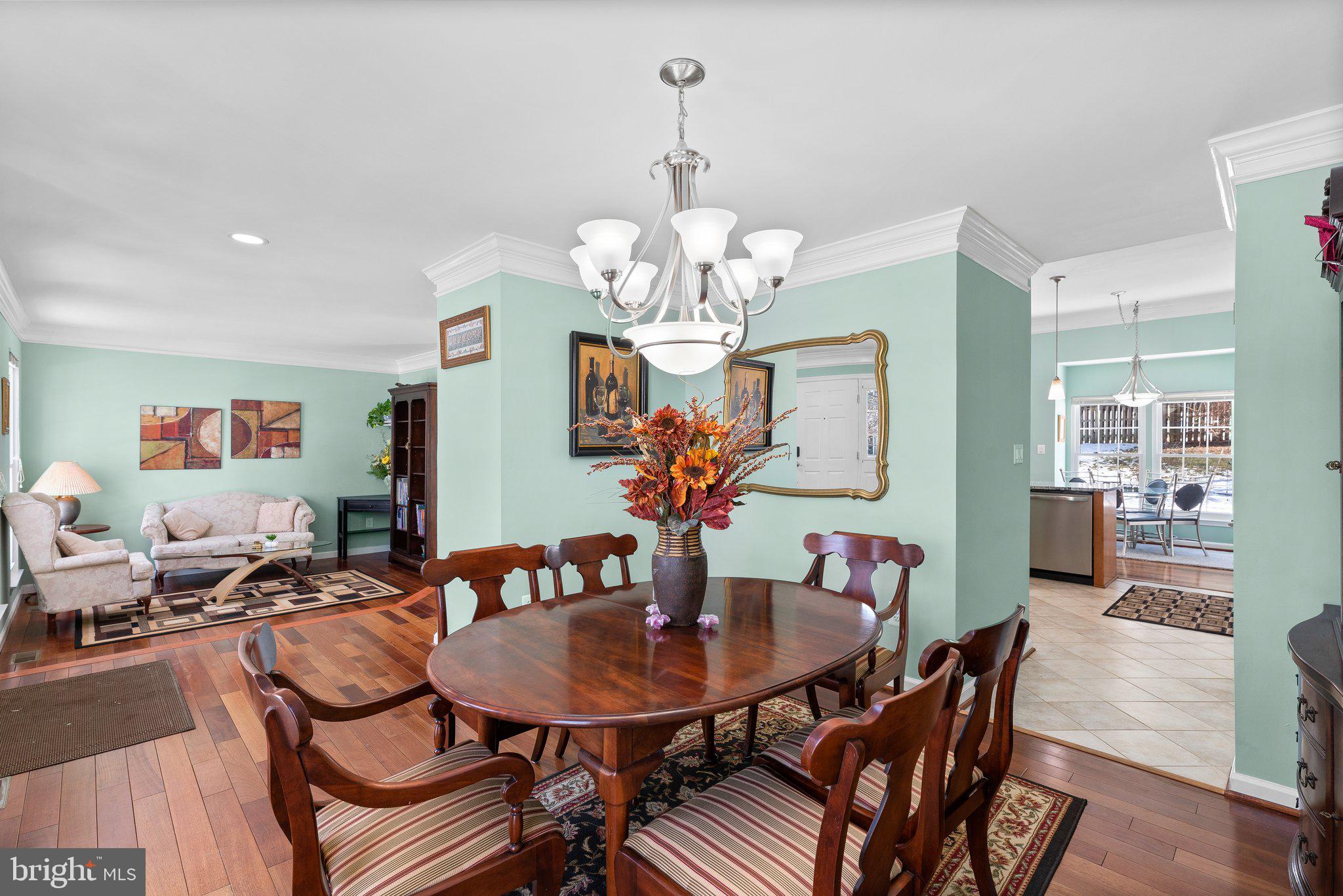 KINGS SQUARE - Residential