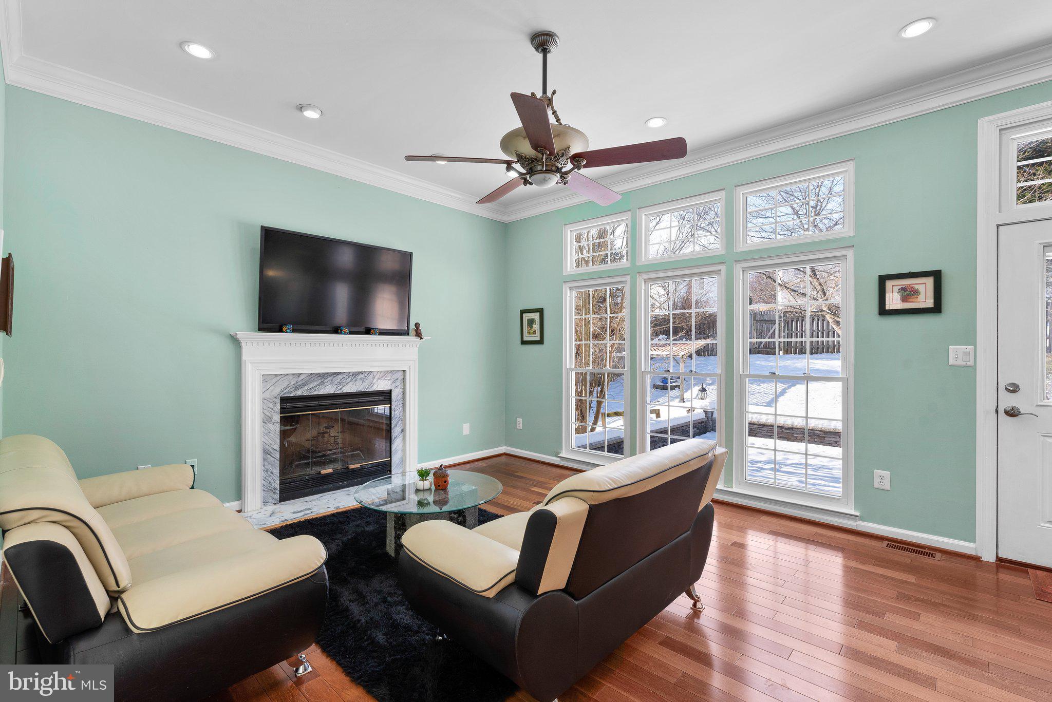 KINGS SQUARE - Residential