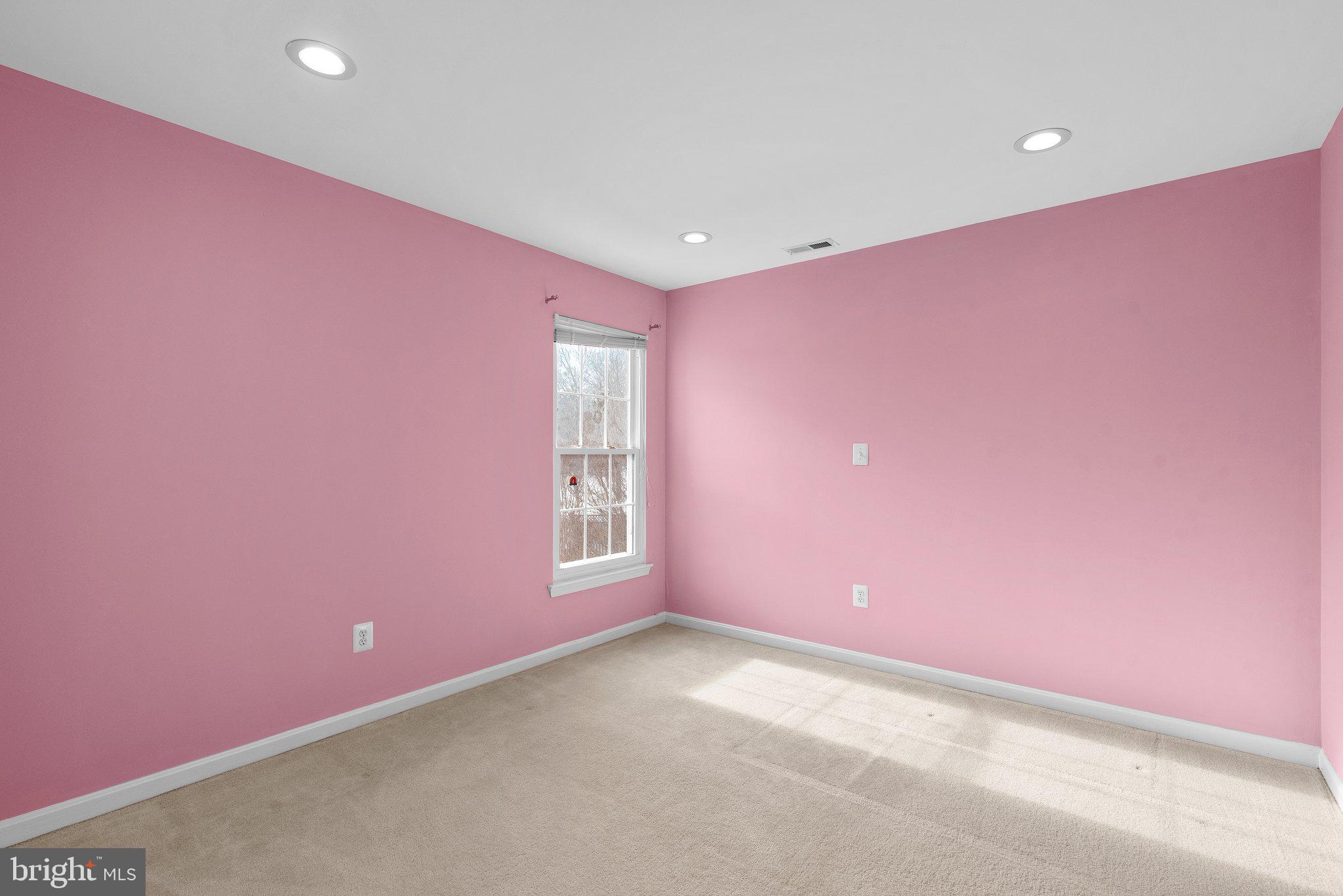 KINGS SQUARE - Residential