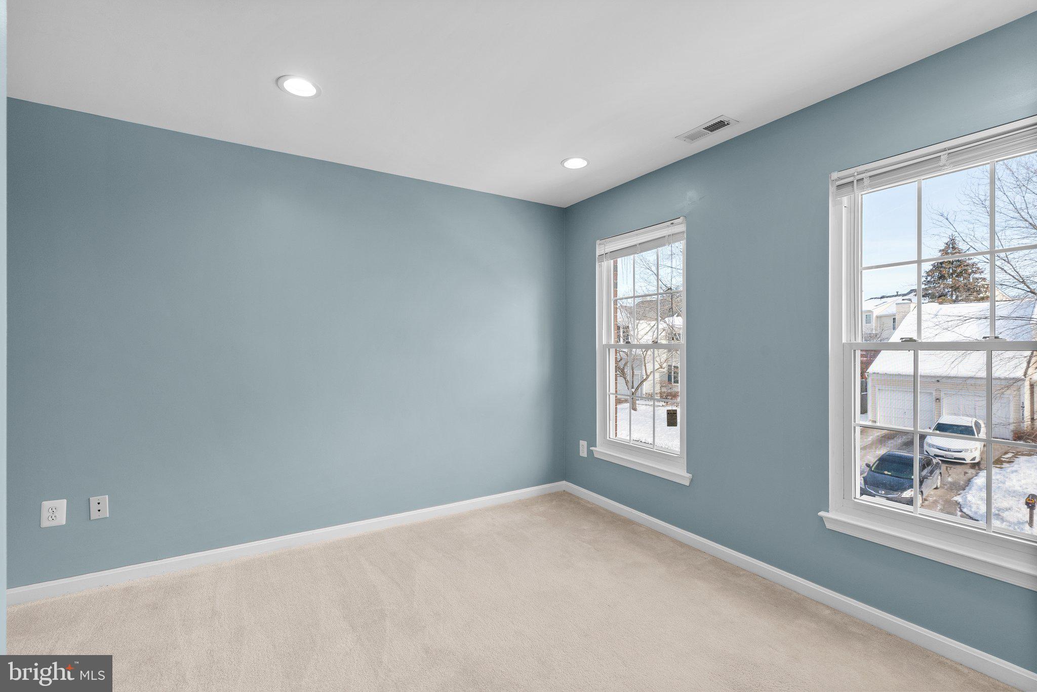 KINGS SQUARE - Residential