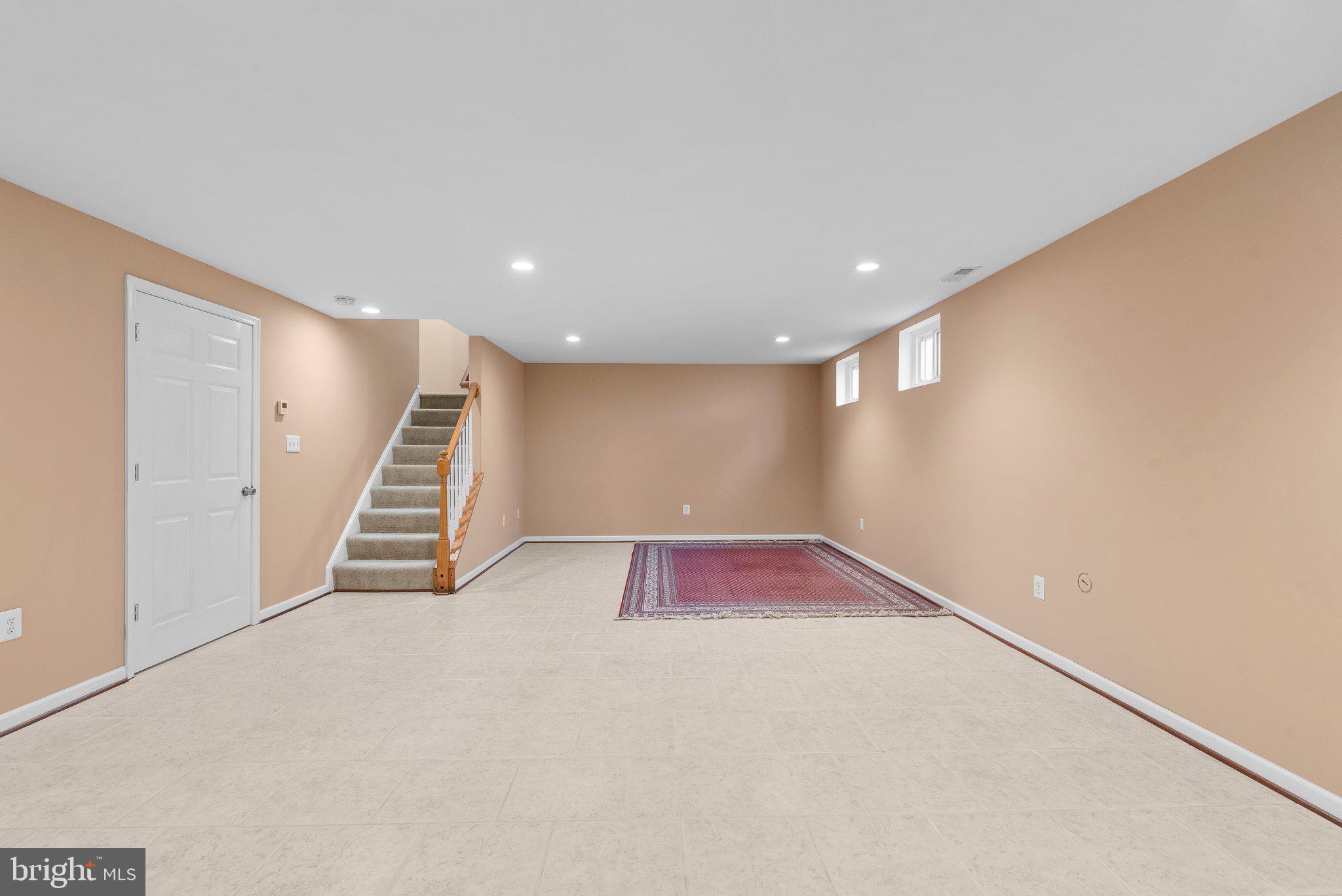 KINGS SQUARE - Residential