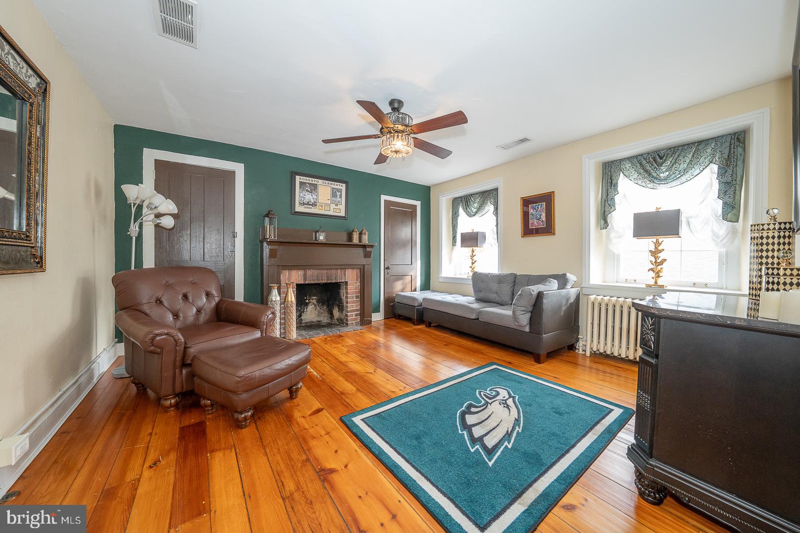 CHALFONT - Commercial Sale