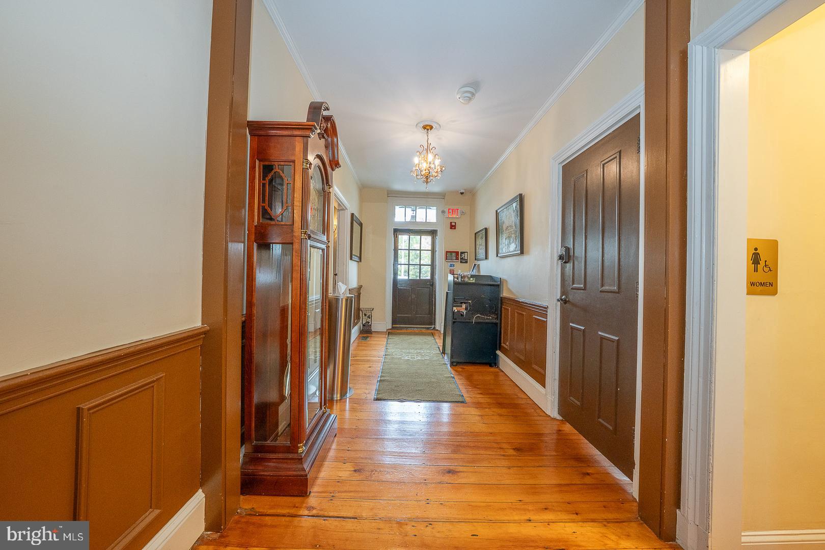 CHALFONT - Commercial Sale