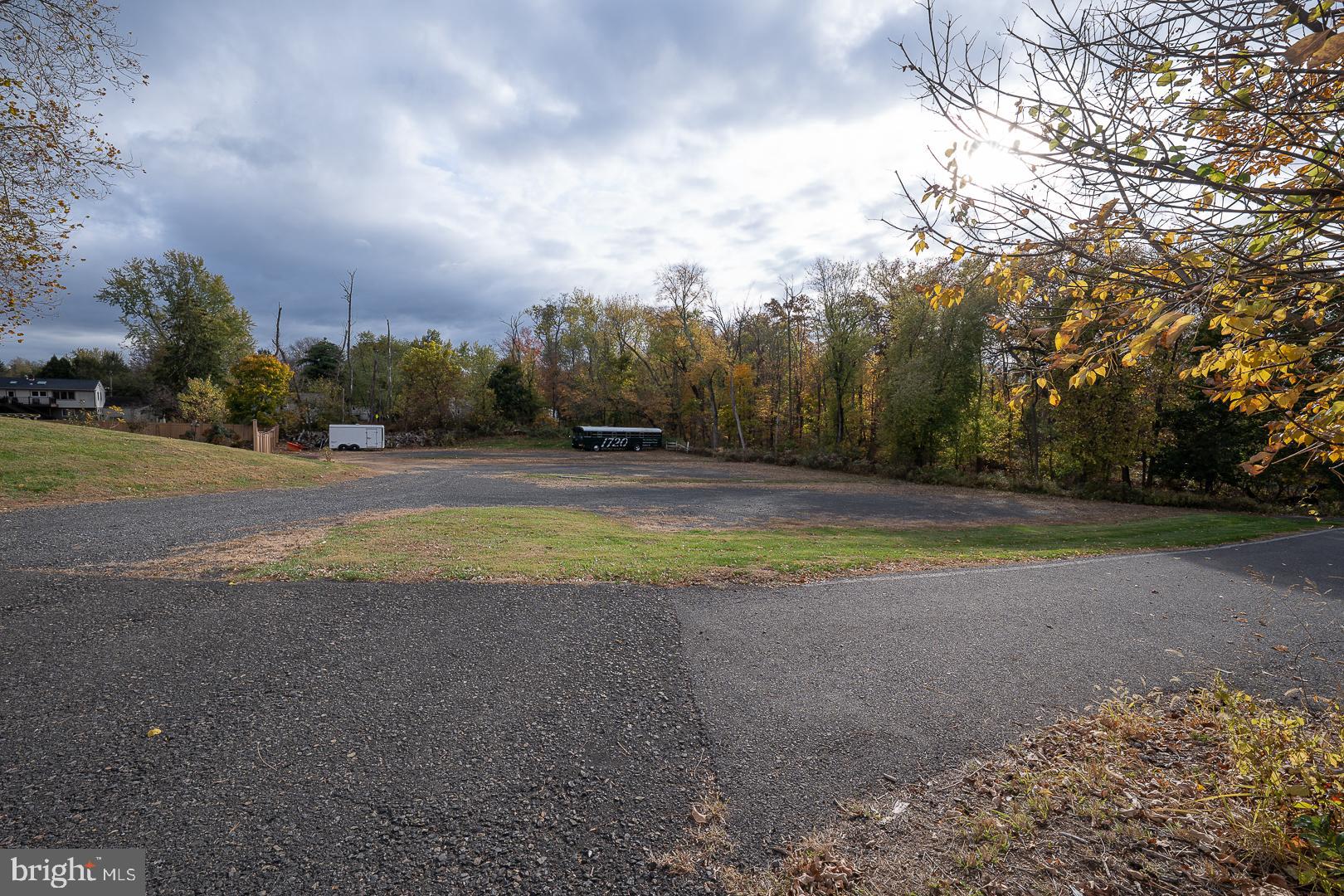 CHALFONT - Commercial Sale