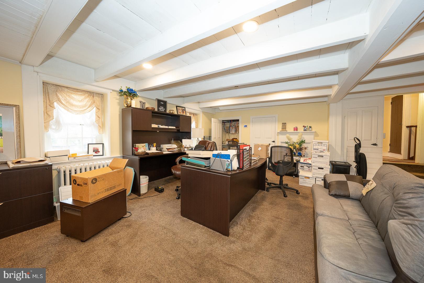 CHALFONT - Commercial Sale