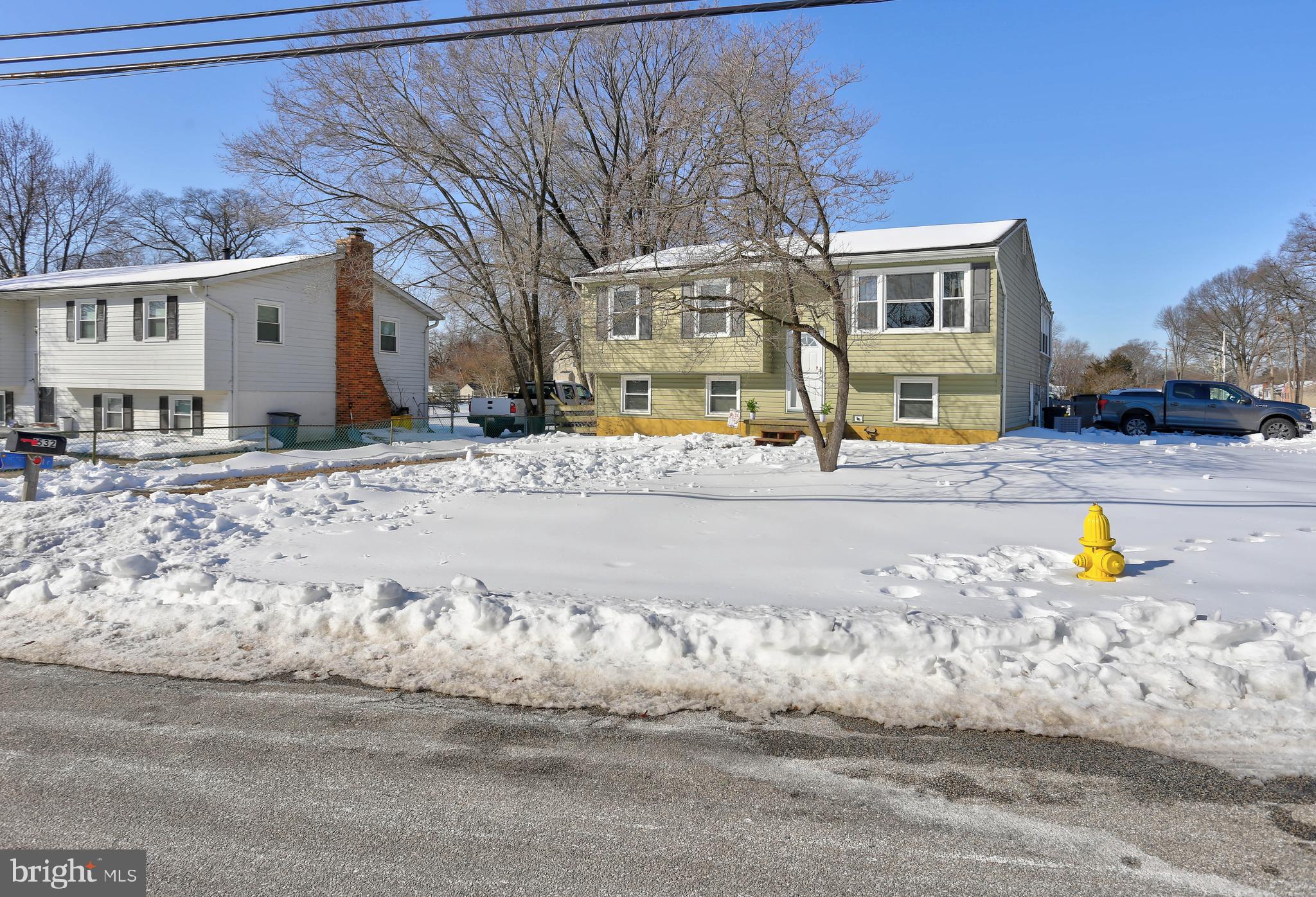 SHORELAND - Residential