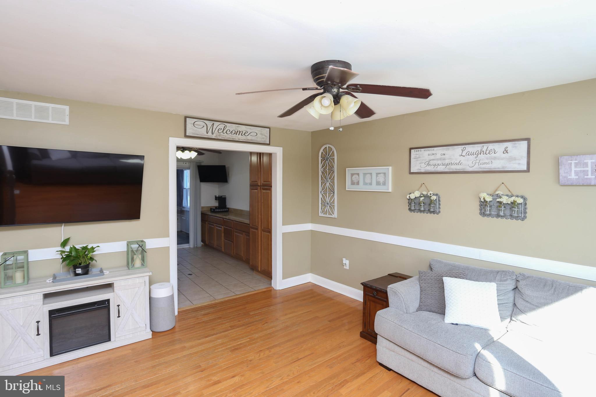 SHORELAND - Residential