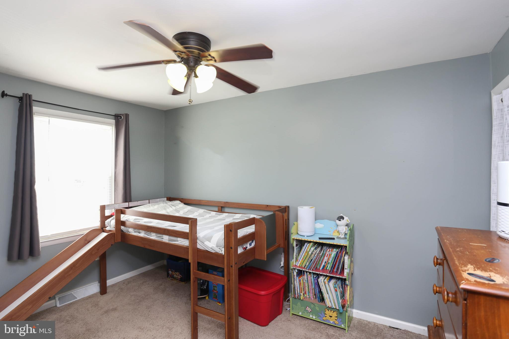 SHORELAND - Residential