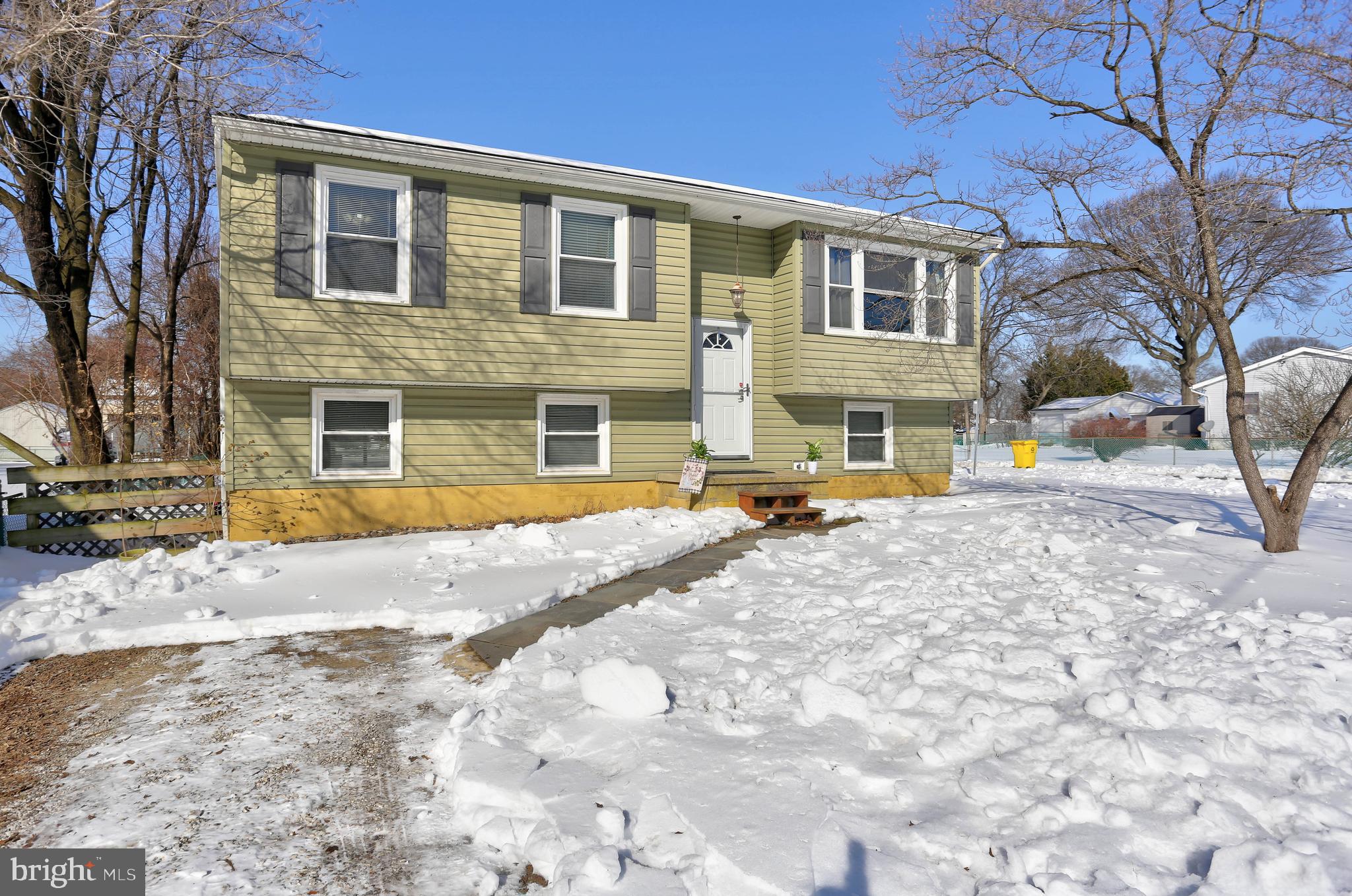 SHORELAND - Residential