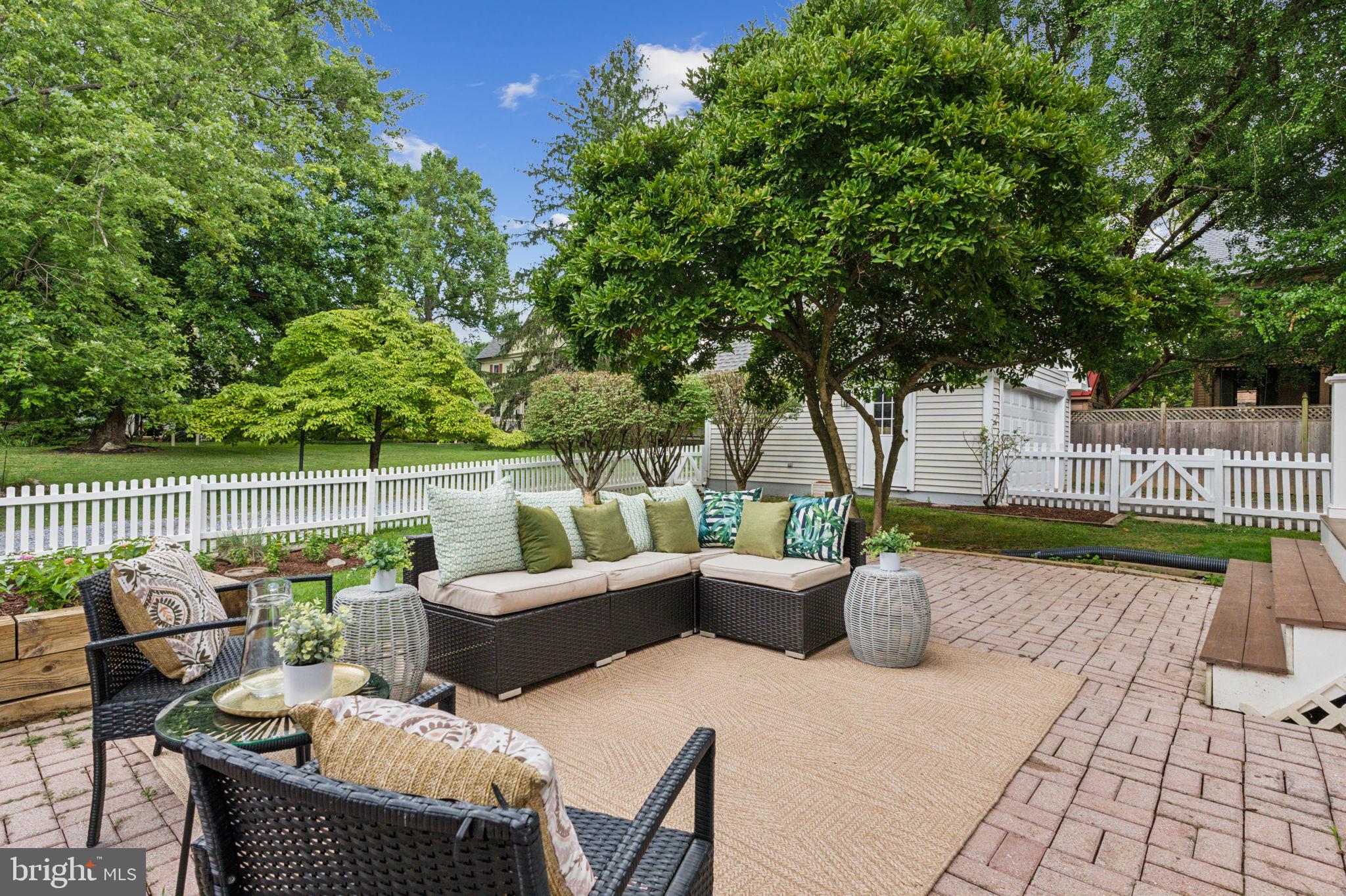 WEST END PARK - Residential