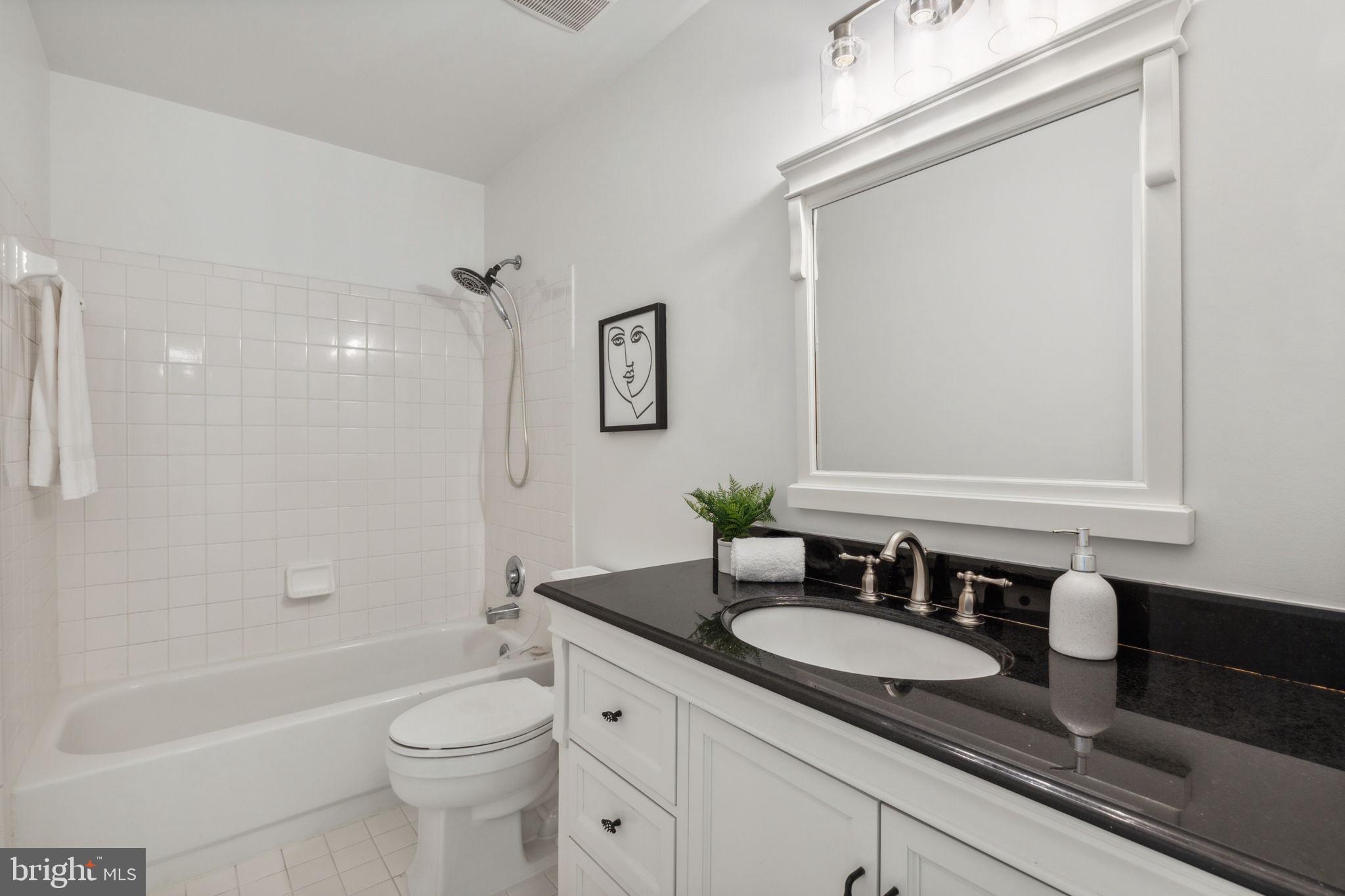 WEST END PARK - Residential