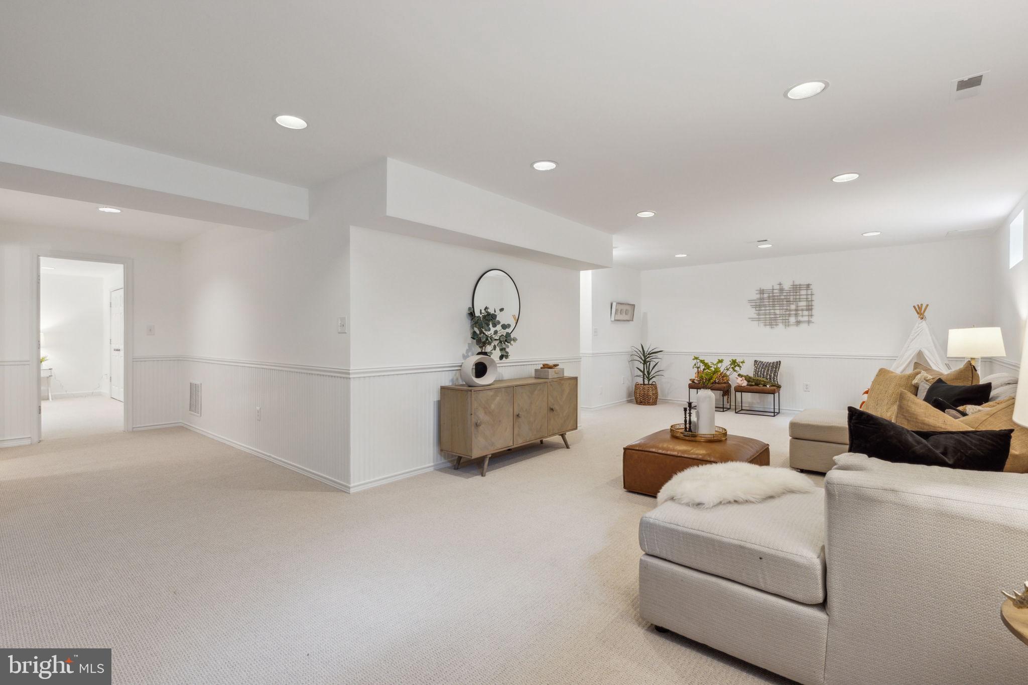 WEST END PARK - Residential