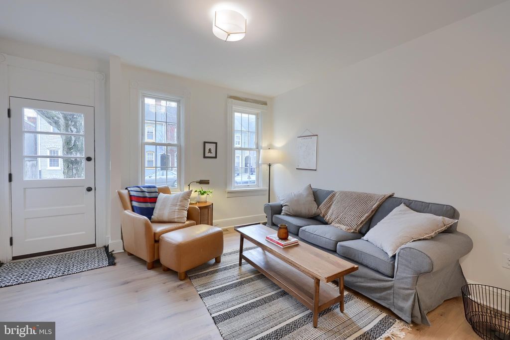 Photo of 11 W New Street, LANCASTER, PA 17603 (MLS # PALA2079292)