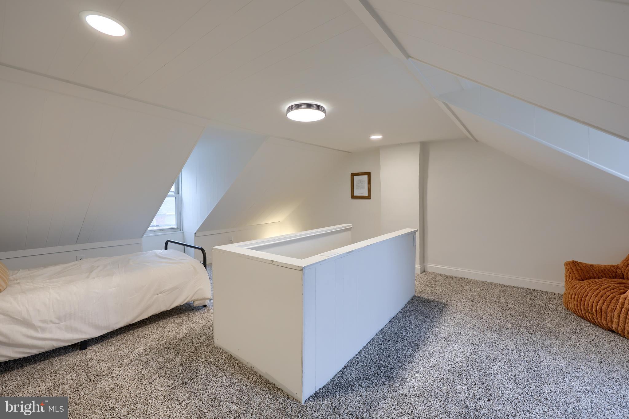 STADIUM DISTRICT - Residential