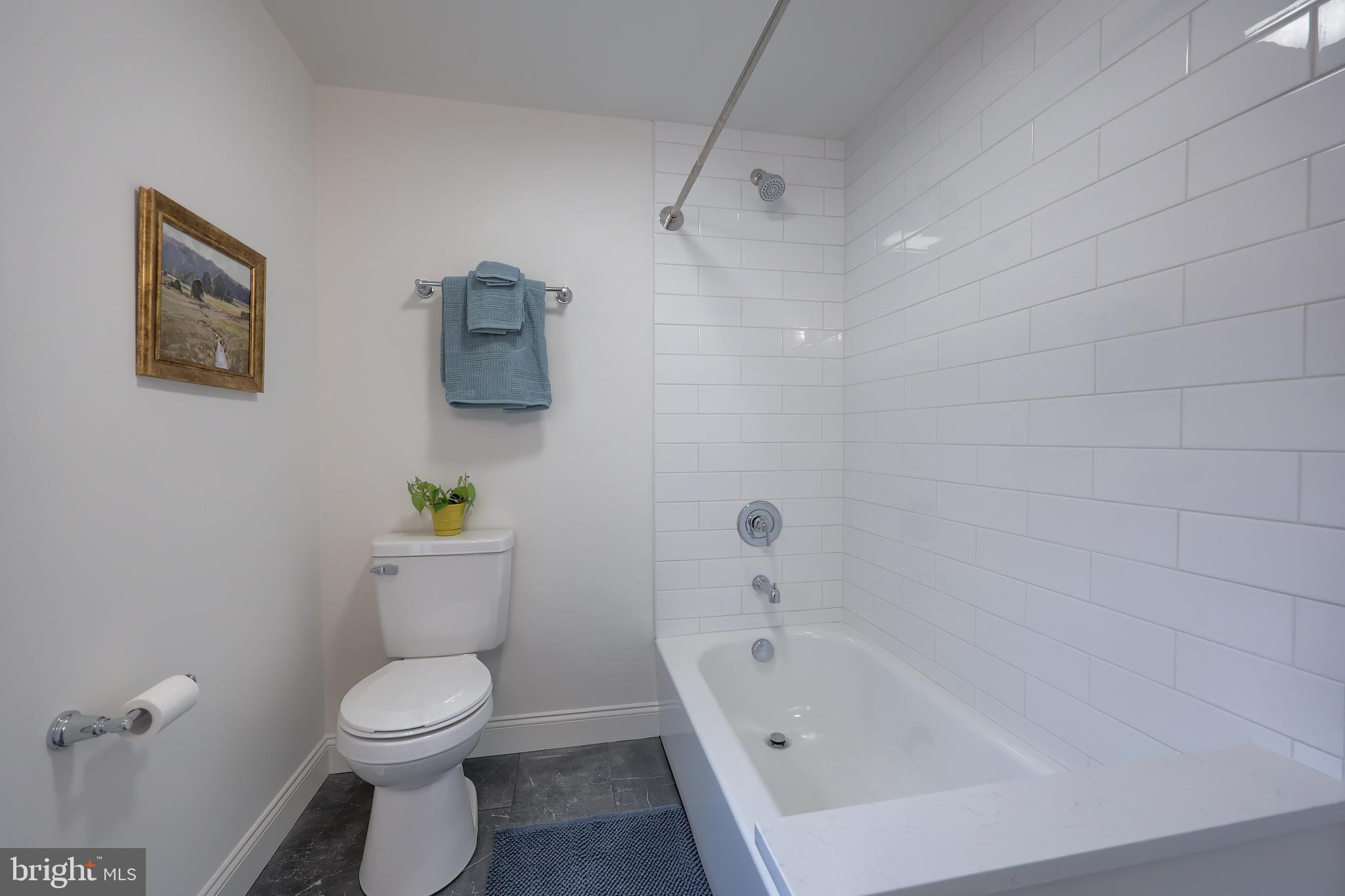 STADIUM DISTRICT - Residential