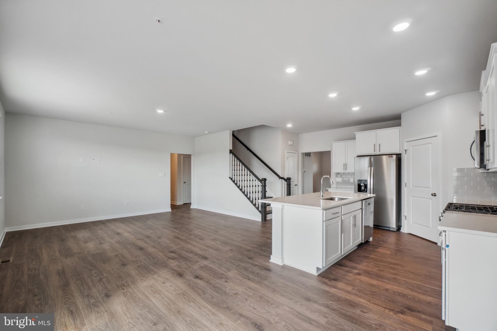 VILLAGES OF WHITE MARSH - Residential