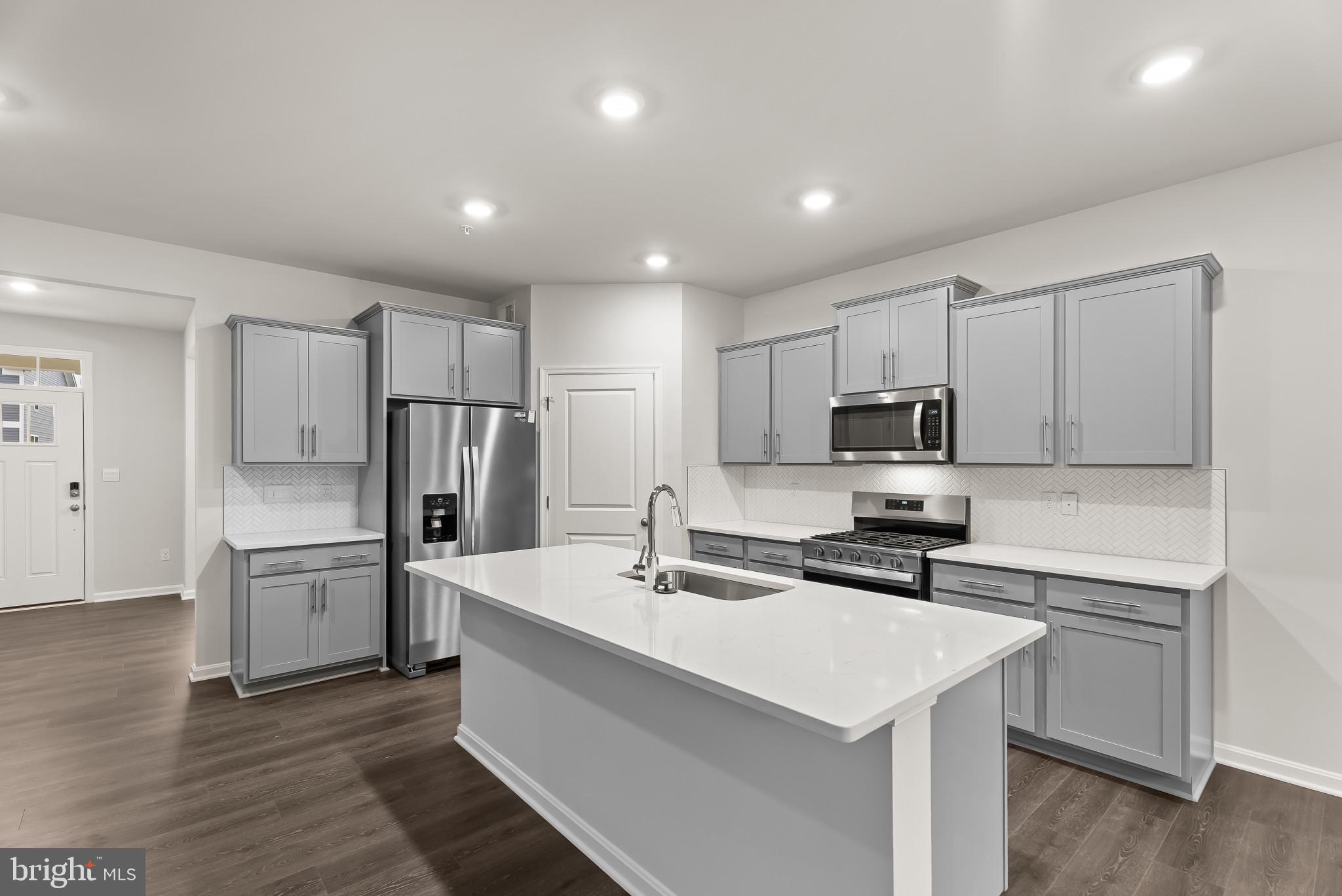 VILLAGES OF WHITE MARSH - Residential