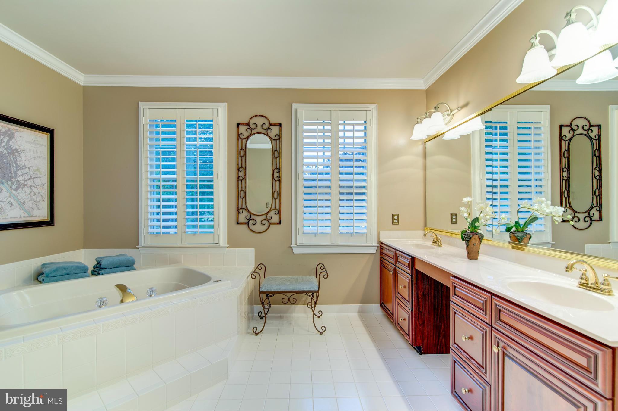 BELMONT - Residential