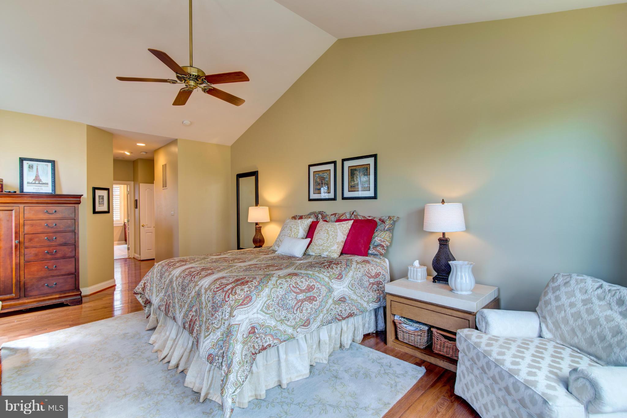 BELMONT - Residential