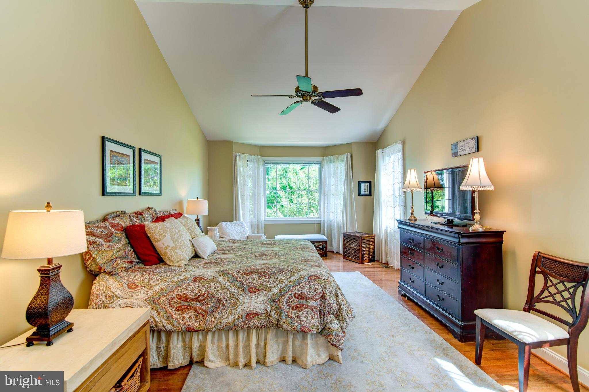 BELMONT - Residential