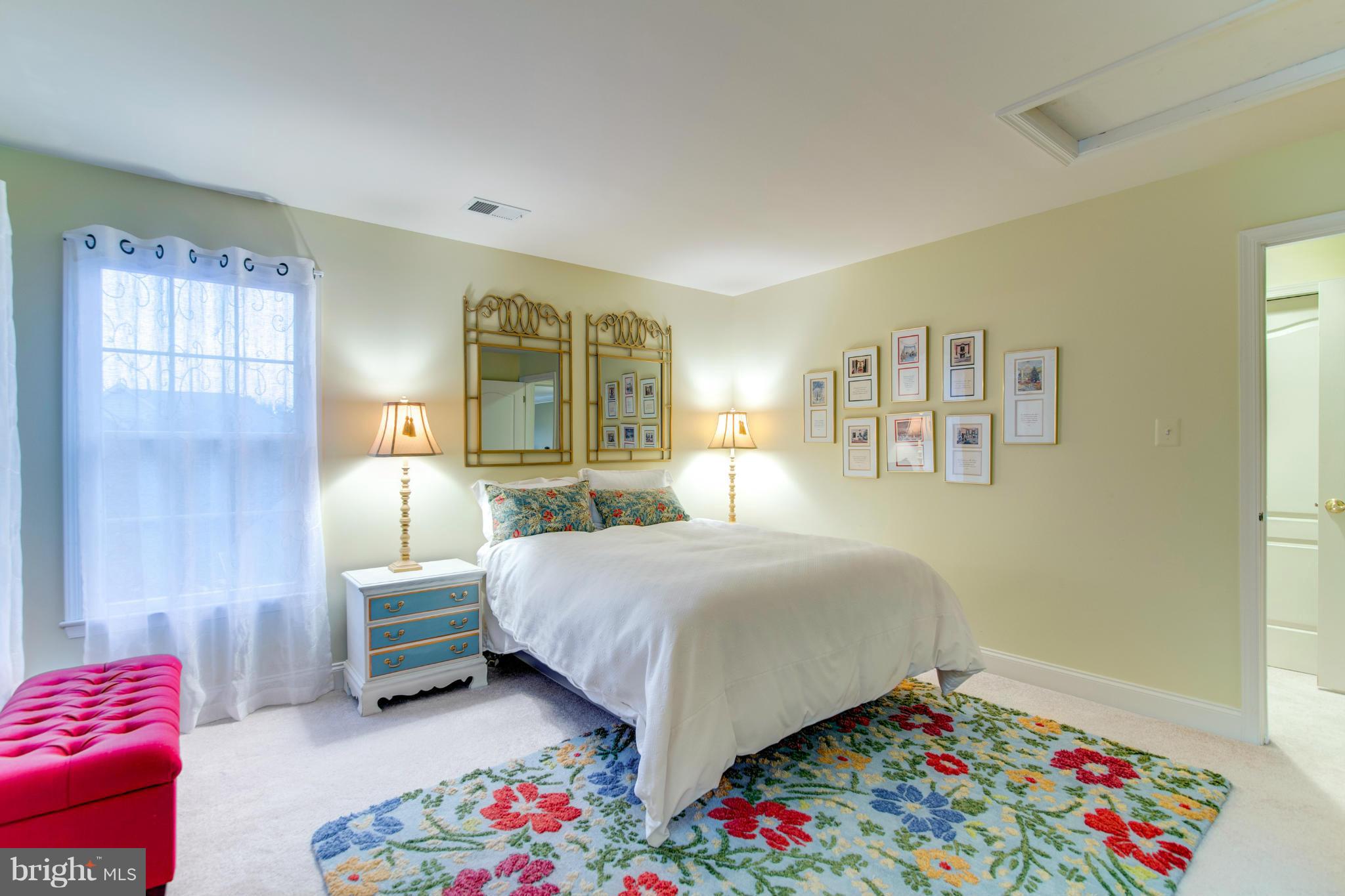 BELMONT - Residential