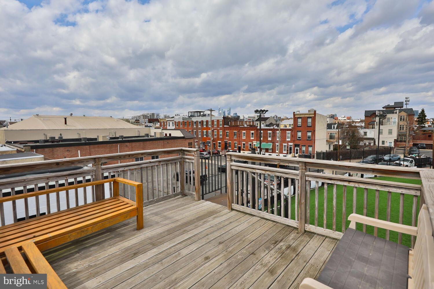 PHILADELPHIA (SOUTH) - Residential