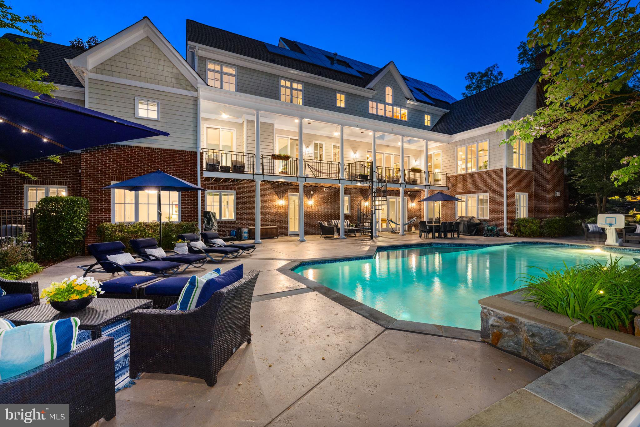 WAPLES CREST - Residential